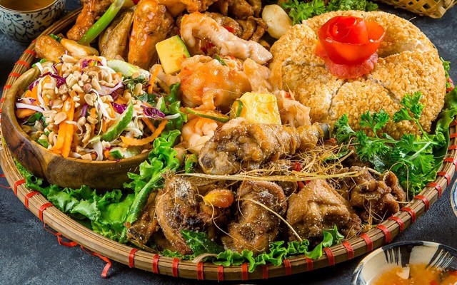 The Xôi - Đệ Nhất Cơm Thố & Xôi Thố