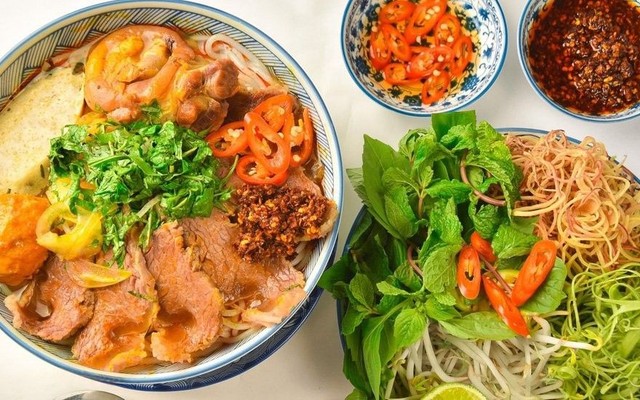 Bún Bò Hoàng Minh