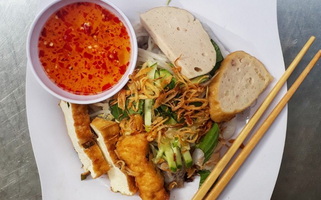 Hồng Liên - Bánh Cuốn