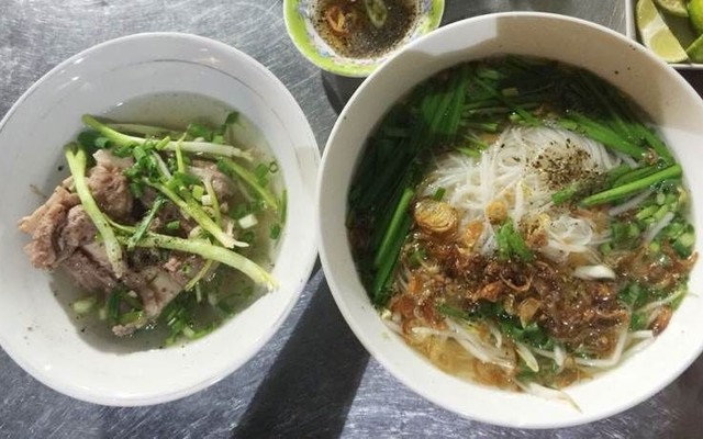 A Muỗi - Hủ Tiếu