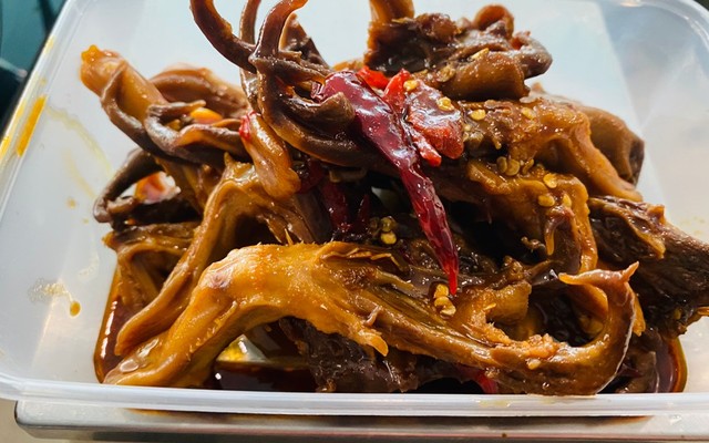 Tước Hậu Cầm Chảo - Ăn Vặt Hồng Kông - Nguyễn Hiền