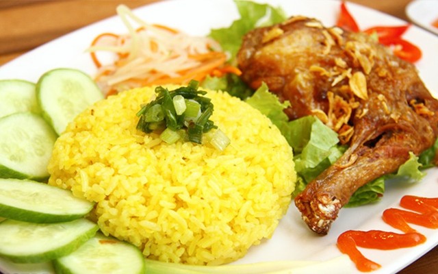 Hẻm Quán 1 Hào - Mì Trộn & Cơm Gà