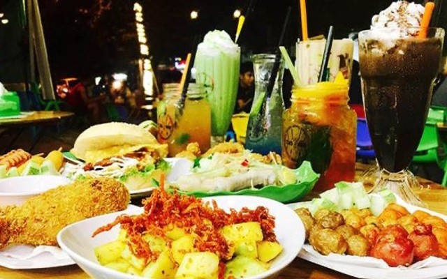 Cô Huyền - Trà Sữa, Mì Trộn & Ăn Vặt