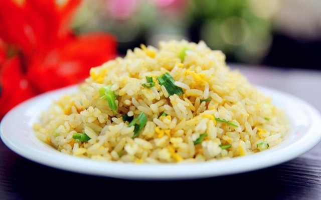 Tiệm Cơm Rang Trà Hoa Lữ