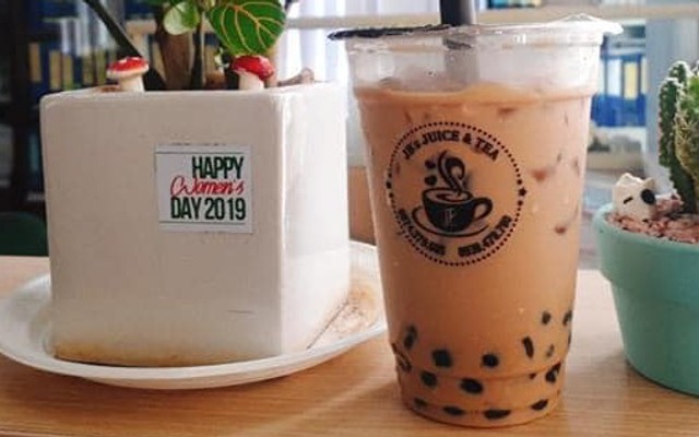 JB's Juice & Tea
