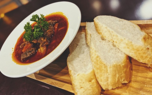 Trà Chanh Chill & Bánh Mì Sole