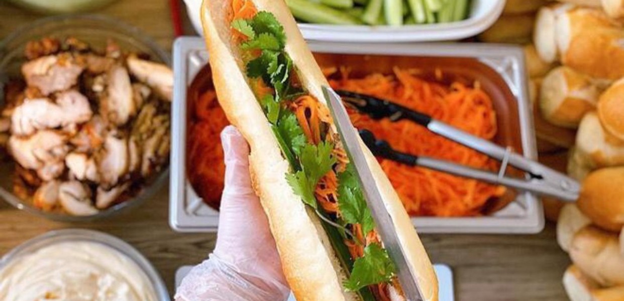 Pili - Bánh Mì