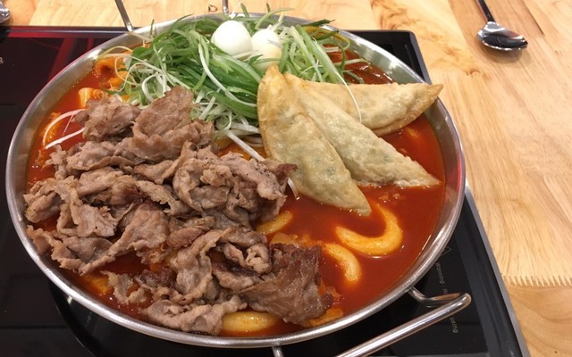 Tí Bokki - Lẩu Bánh Gạo Cay Hàn Quốc