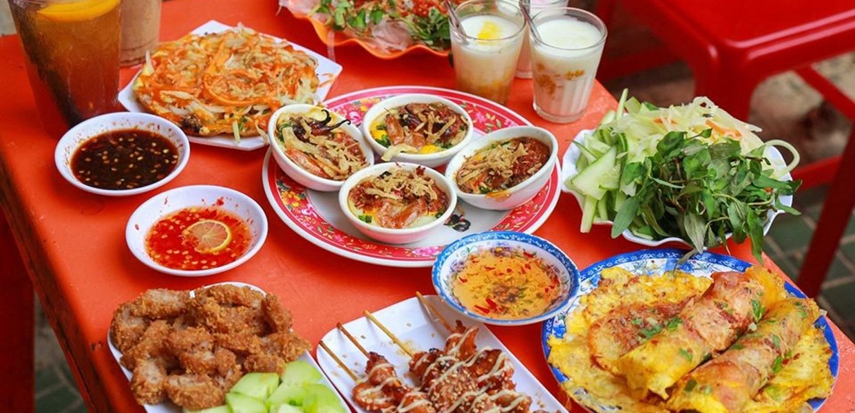 Địa điểm: Quán Khánh - Bánh Ép Huế & Ăn Vặt - Nguyễn Hữu Thọ 