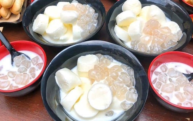 Sữa Chua Cô Oanh - Tân Xuân