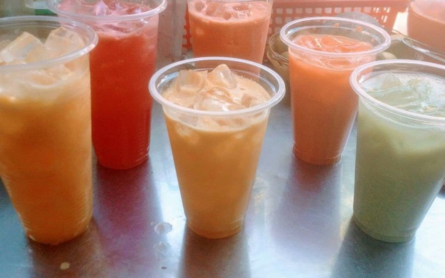 Quán 1990 - Ăn Vặt & Sinh Tố