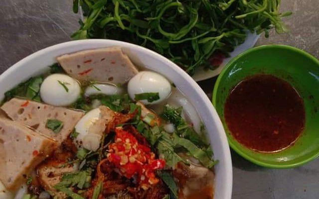 Quán Phú Trọc - Cơm Gà - Điện Biên Phủ