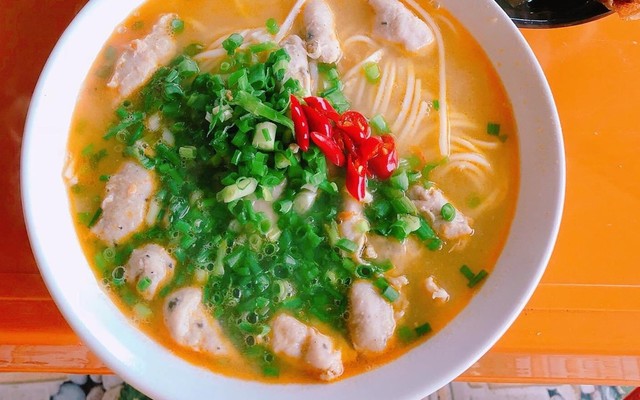Bánh Canh Quảng Bình - Lê Tấn Trung