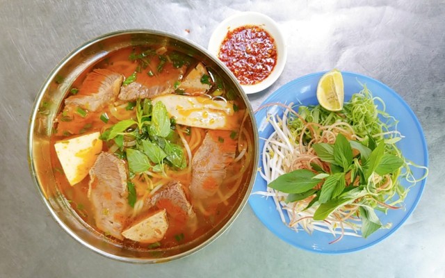 Anh 2 - Bún Bò Huế - Hậu Giang