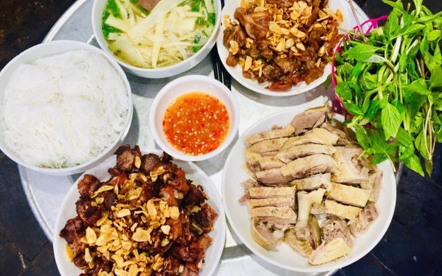 Ngan Ngon Phố Cổ - Voi Phục