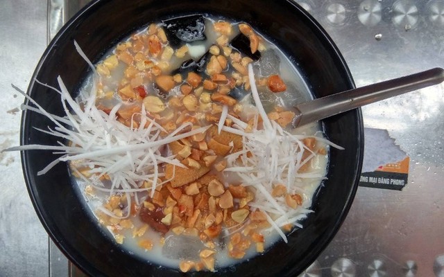 Tào Phớ Thúy Nga