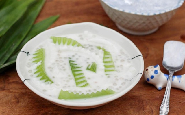 Bà Tiên - Chè Dừa & Sâm Bí Đao