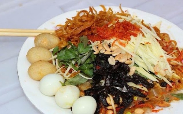 Cô Thúy - Bánh Tráng Trộn - Nguyễn Văn Đậu