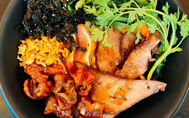 Tiệm Ăn Mona - Mì Trộn & Ăn Vặt