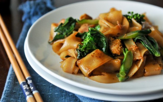 Long Ký - Hủ tiếu Xào - Tuệ Tĩnh