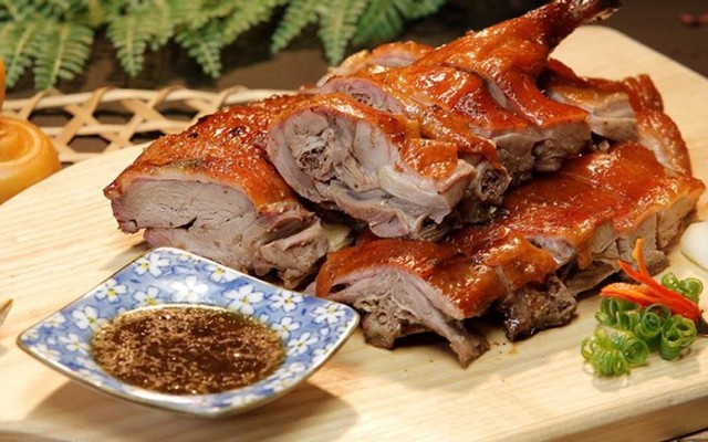 Bơ Vịt - Trần Khát Chân