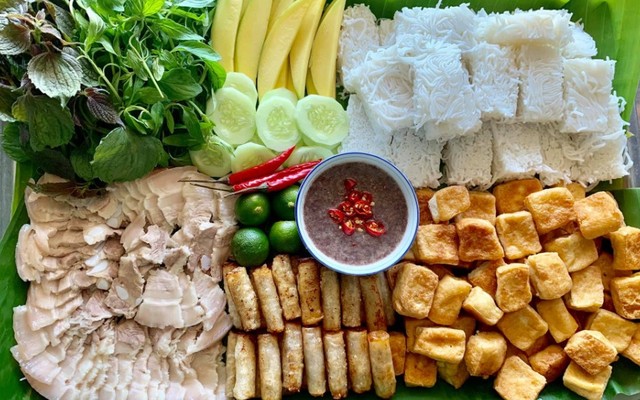 Hololulu - Bún Đậu Mẹt & Nước Ép Trái Cây