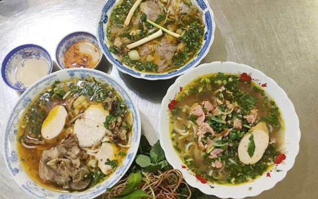 Bún Bò Sông Hương - 817 Tân Kỳ Tân Quý