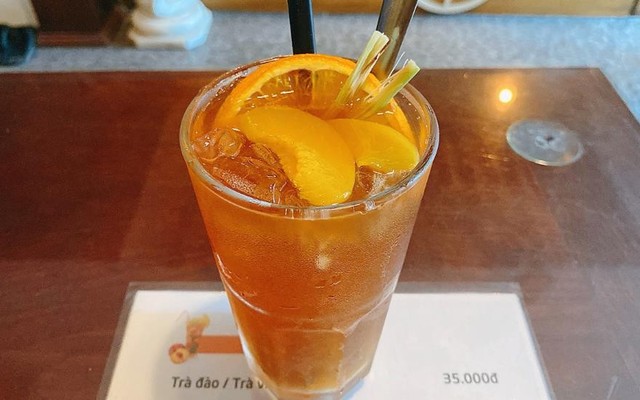 Nguyễn Cà Phê - Khuất Duy Tiến