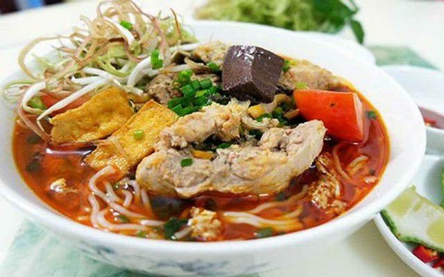 Út Mi - Bánh Canh Thịt Vịt & Bánh Canh Tôm Bột Gạo Xắt