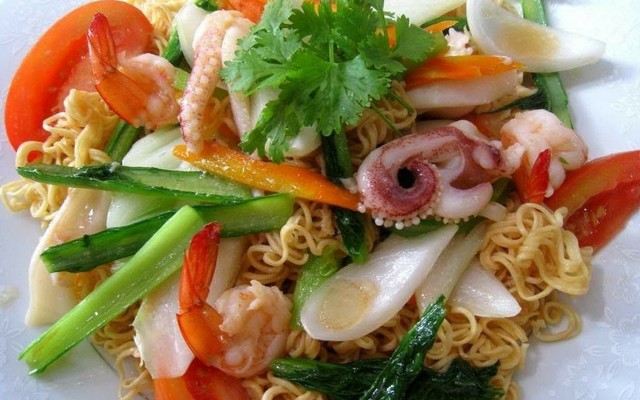 Đặc Sản Mì - Mì Trộn & Mì Xào - Tôn Thất Tùng