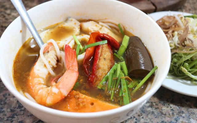 Cô Phụng - Bún Mắm Cà Mau