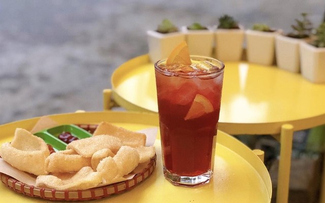 Tiệm Trà 1993 - Huỳnh Văn Nghệ