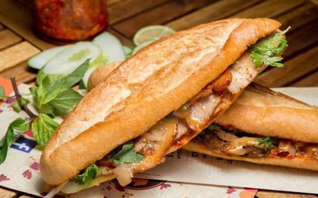 Bánh Mì Xưa - Nguyễn Hiền