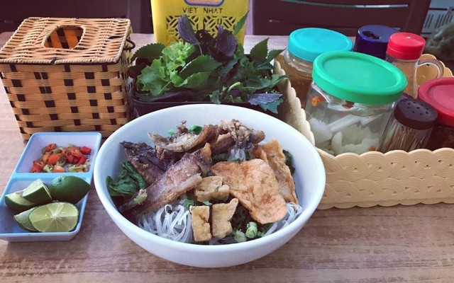 Hải Vũ - Canh Cá Rô Đồng