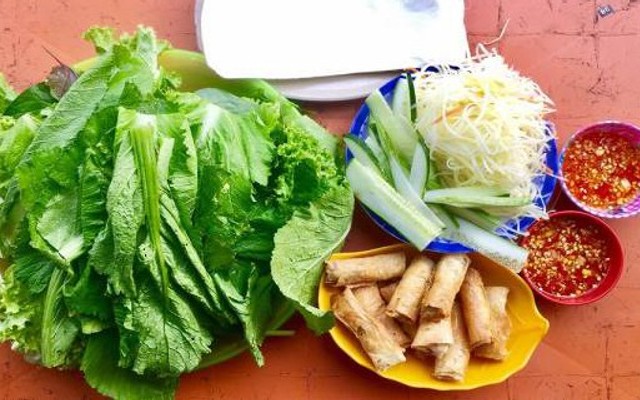 Cô Thủy - Ram Cuốn Cải & Bánh Xèo