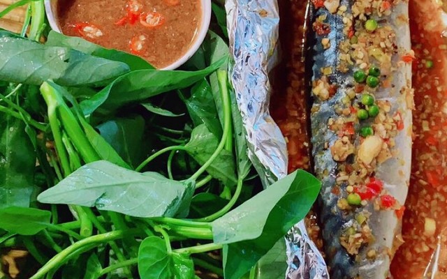 Cá Nục Nướng Tiêu Xanh