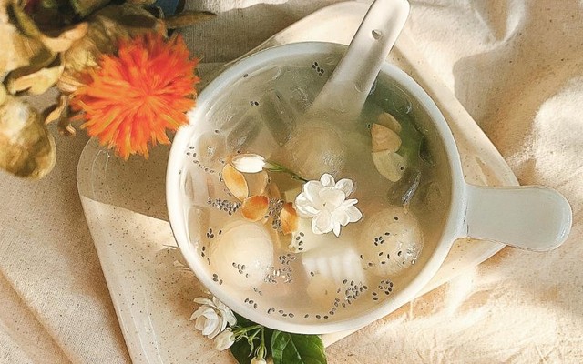 Eat Me - Chè & Bánh Online