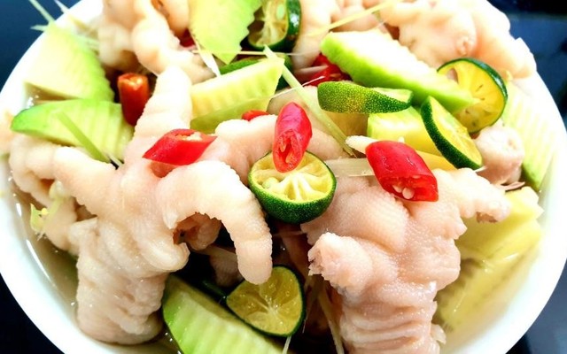 Ăn Vặt Nhà Tôm - Chân Gà, Nộm & Bánh Bột Lọc - Shop Online
