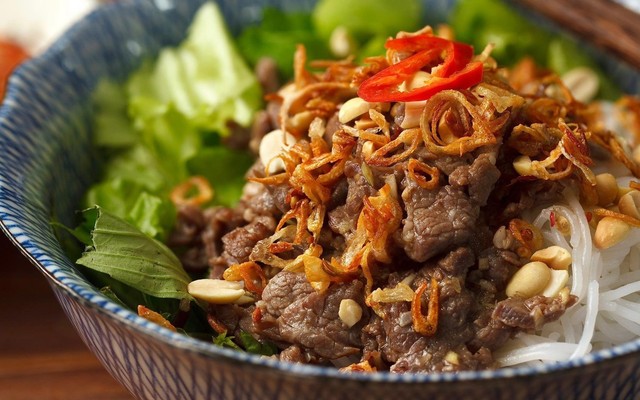 Vua Bún Trộn