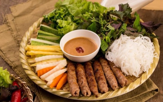 Cô Yến - Bánh Xèo Nem Lụi