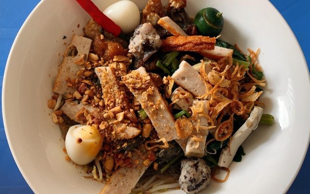 Ngọc Vân - Bánh Đa Trộn - Nguyễn Khoái