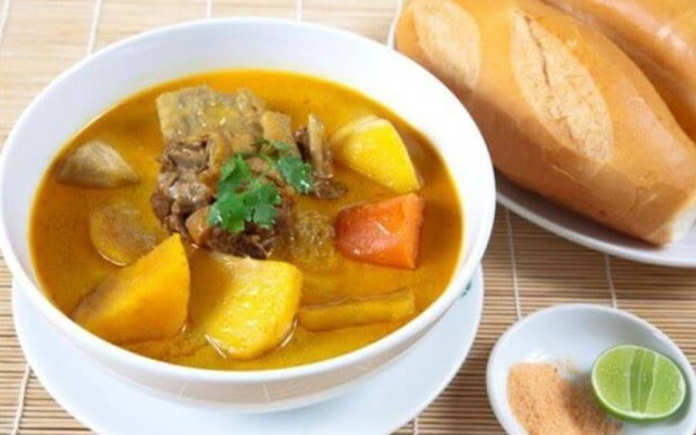 Ánh Tỏi - Phở Trộn & Mì Gà Cà Ri