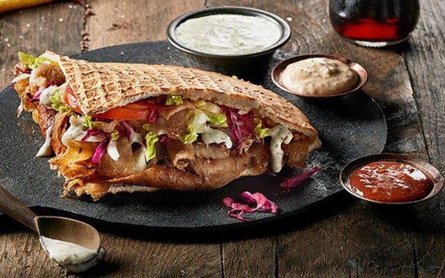 Tràng An - Bánh Mì Doner Kebab - Đội Cấn