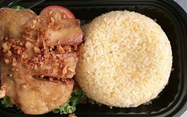 Quán A Tí - Cơm Gà Xối Mỡ