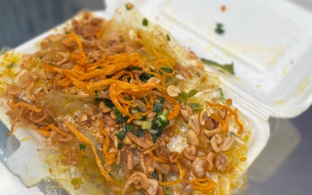 Tân Đạt - Bánh Tráng, Rau Má & Nước Mía