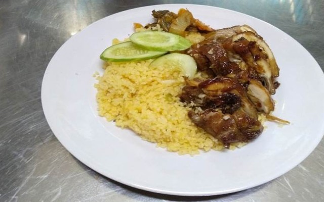 Kim Tuyền Quán - Cơm Gà Xối Mỡ