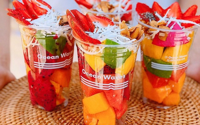 Ocean Waves - Coffee & Drinks