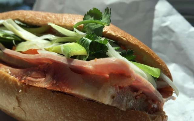 Vân Anh - Bánh Mì - Tạ Quang Bửu