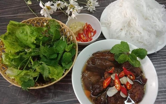 Đinh Tâm - Bún Chả