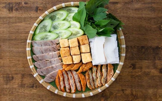 Ông Giáo - Bún Đậu Mắm Tôm - Tạ Quang Bửu